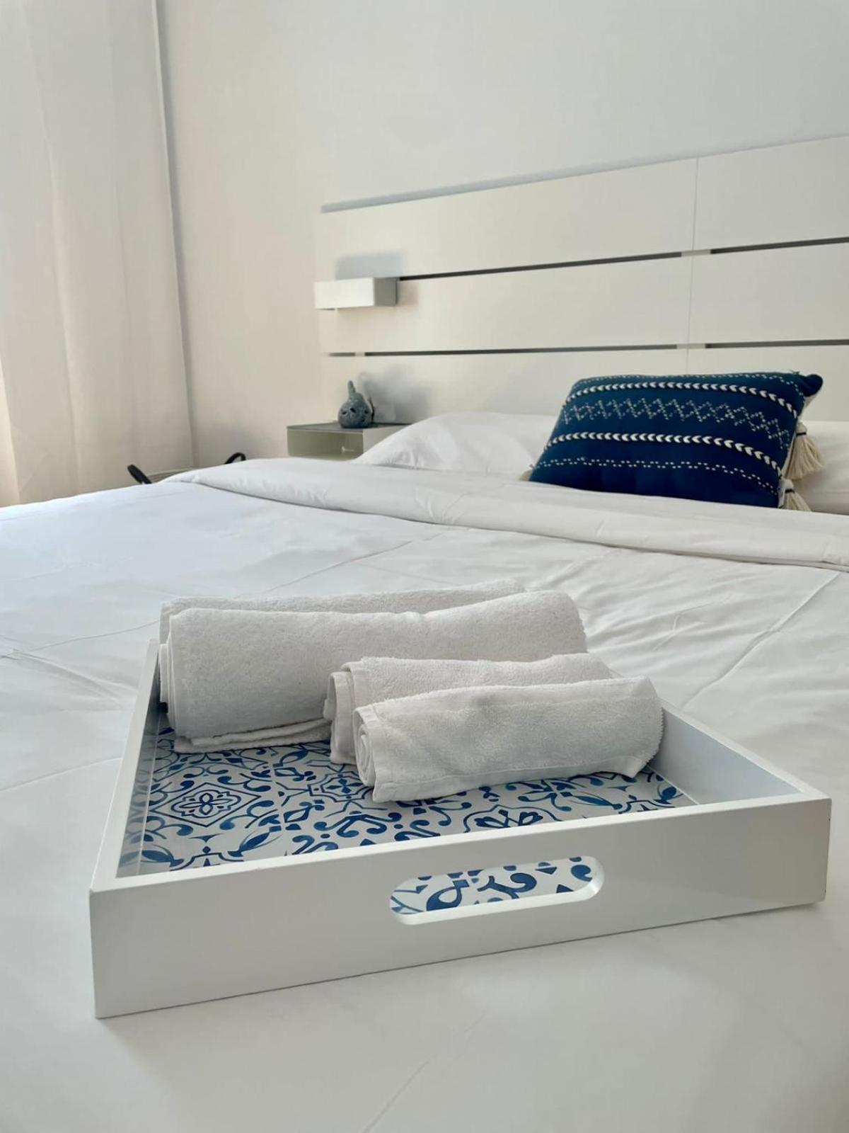 Lumineuse Et Confortable Bed & Breakfast Montreal
